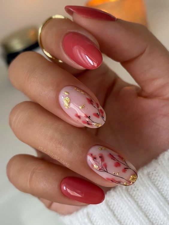 2024 Spring Almond Nails: Pastel Trends & Floral Designs