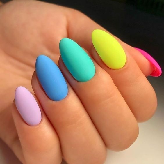 2024's Trending Multicolored Nails: Seasonal Shades & Chic Art Designs