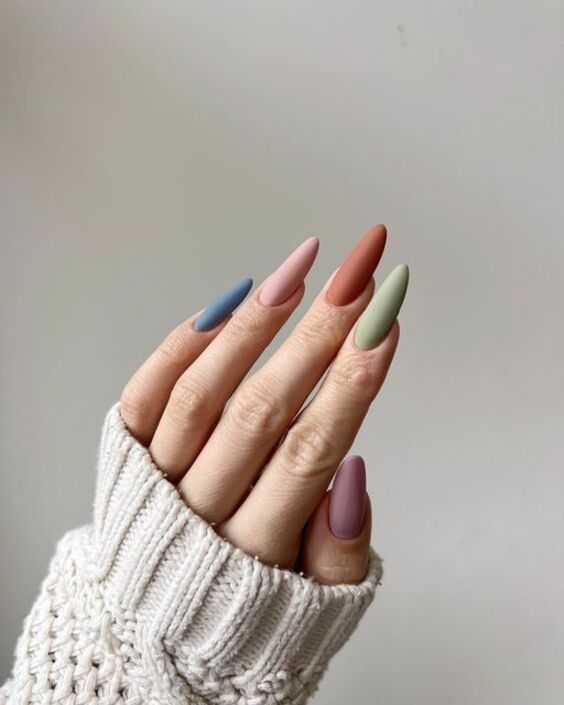 2024's Trending Multicolored Nails: Seasonal Shades & Chic Art Designs