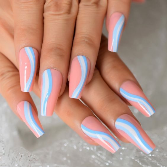 March Nails 2024 Guide: Top Designs, Colors & DIY Tips for Stunning Spring Manicures