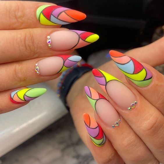 Top Spring 2024 Gel Nails: Trendy Designs & Colors for a Fresh Seasonal Look