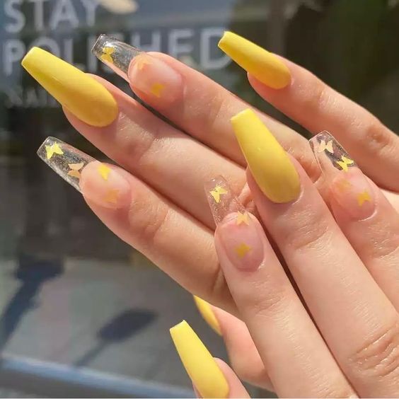 2024's Top Spring Nail Colors: Fresh Trends & Bold Designs