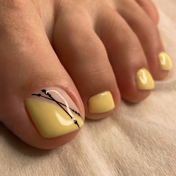 Spring 2024 Toe Nail Color Trends: Pastels & Bold Designs