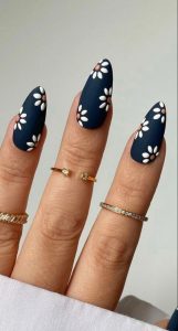 Spring Nail Collection 2024: Fresh Manicure Trends & Pastel Designs