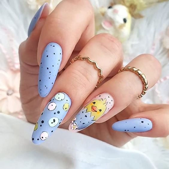 Spring Nails Blue 2024: Chic Trends & Floral Designs
