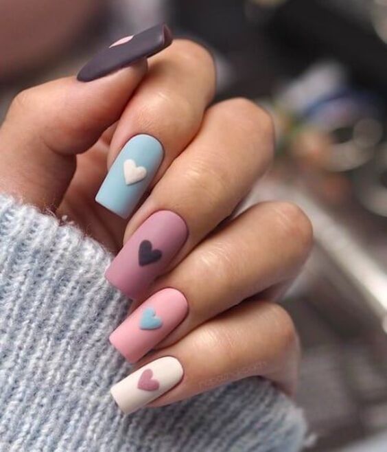 2024's Trending Multicolored Nails: Seasonal Shades & Chic Art Designs