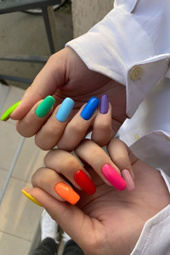 2024's Trending Multicolored Nails: Seasonal Shades & Chic Art Designs