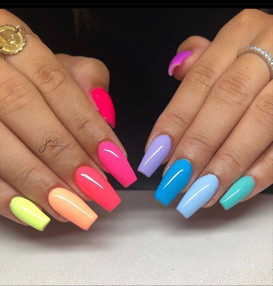 2024's Trending Multicolored Nails: Seasonal Shades & Chic Art Designs