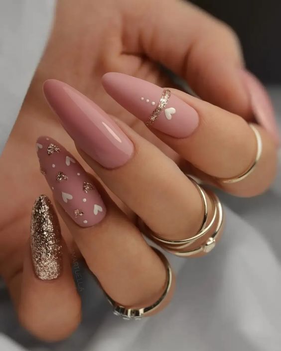 Chic Spring Nails 2024: Simple Designs, Almond & Coffin Styles