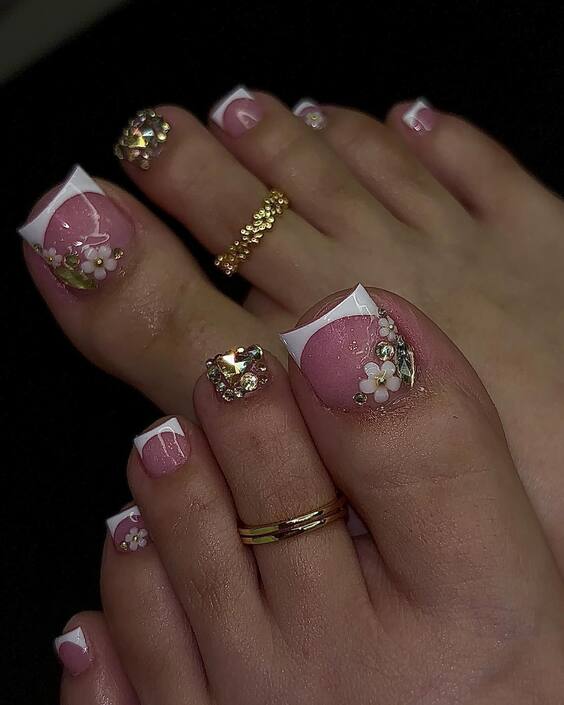 Vibrant 2024 Summer Toe Nail Designs: Floral, Simple, & Chic Pedicures