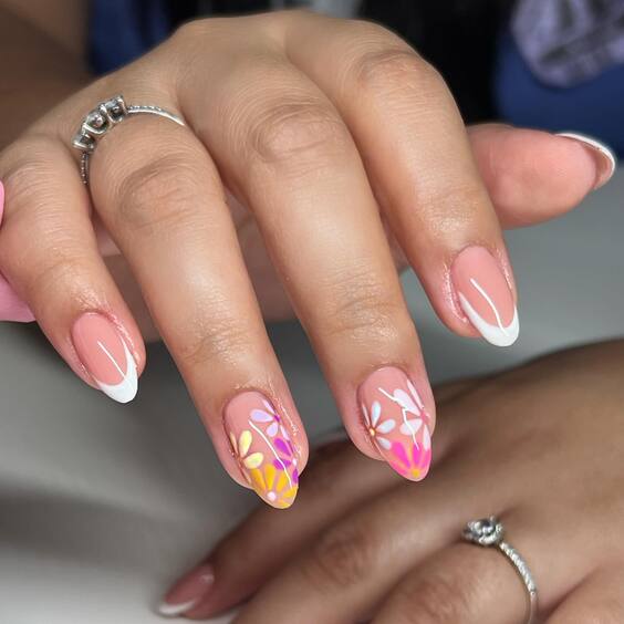 2024's Top Summer Gel Nails: Chic Short, Simple, & Fun Designs