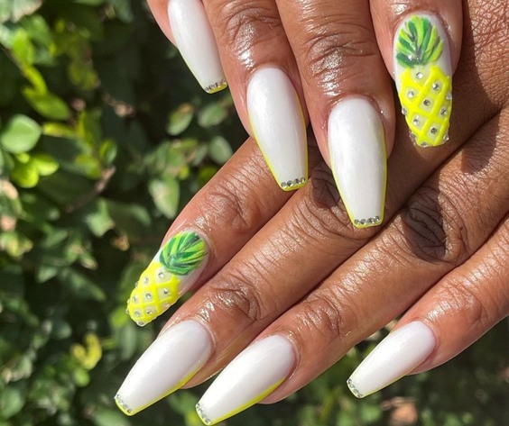 Summer Vibe Nails 2024: Trendy Designs & DIY Tips for a Hot Look