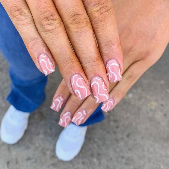 Summer Vibe Nails 2024: Trendy Designs & DIY Tips for a Hot Look