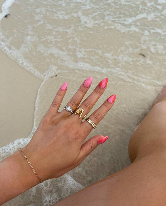Sizzling Summer Beach Nail Designs for Vibrant Vacation Vibes