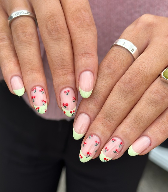 20 Summer Round Nails: Chic Designs, Neon Blooms & French Tips