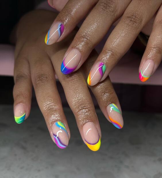 Stunning Vacation Acrylic Nail Designs for Every Getaway - Chic & Playful Tips