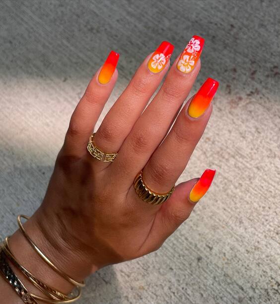 Summer Flower Nail Designs: Fresh & Fabulous 2024 Trends