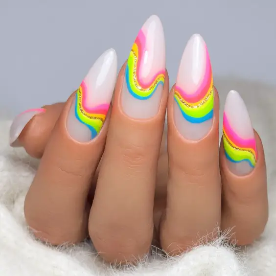 20 Ideas Vibrant Summer Nails 2024: Bold Designs, Neon Colors & Artistic Flair