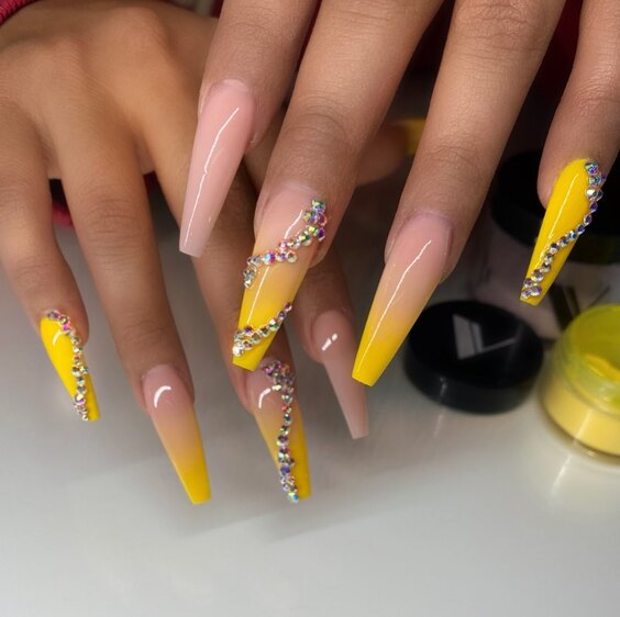 20 Bright Summer Nails 2024: Stunning Yellow & Pink Manicure Ideas