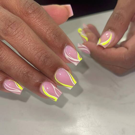 20 Stunning Summer Coffin Nail Designs: Bright, Elegant & Trendy Looks for 2024