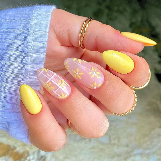 20 Bright Summer Nails 2024: Stunning Yellow & Pink Manicure Ideas