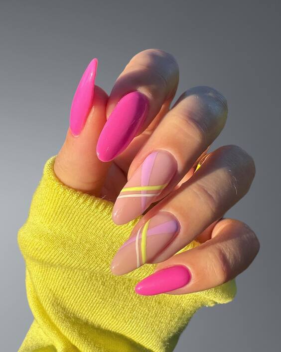 20 Summer Round Nails: Chic Designs, Neon Blooms & French Tips