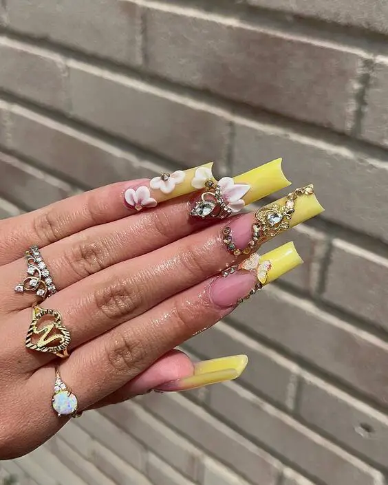 20 Ideas Summer 2024's Trendiest Long Acrylic Nail Designs – Fresh, Vibrant Ideas!