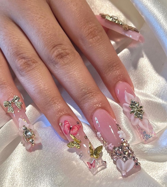 20 Ideas Summer 2024's Top Rhinestone Nail Trends: Bling, Chic Designs & Colors