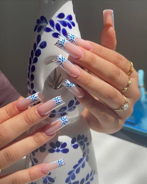 20 Summer 2024's Hottest White Nail Trends: Chic, Simple & Elegant Designs