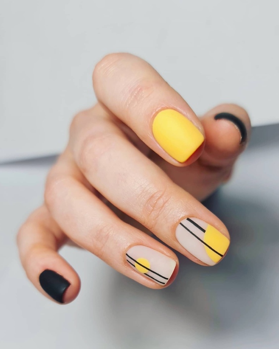 20 Bright Summer Nails 2024: Stunning Yellow & Pink Manicure Ideas