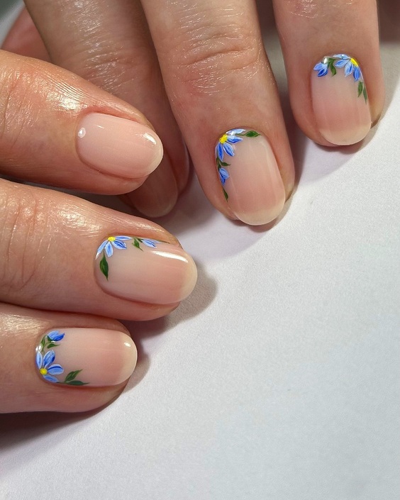 Summer Flower Nail Designs: Fresh & Fabulous 2024 Trends