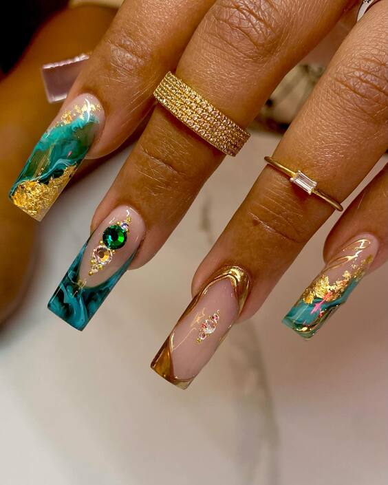 20 Ideas Summer 2024's Top Rhinestone Nail Trends: Bling, Chic Designs & Colors