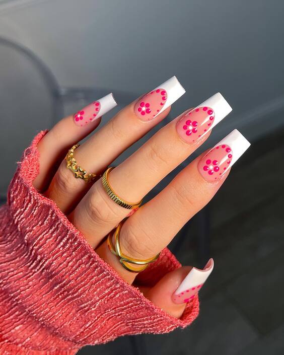 20 Summer 2024's Hottest White Nail Trends: Chic, Simple & Elegant Designs