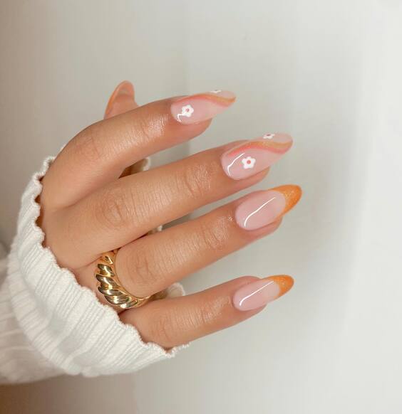 20 Summer Round Nails: Chic Designs, Neon Blooms & French Tips