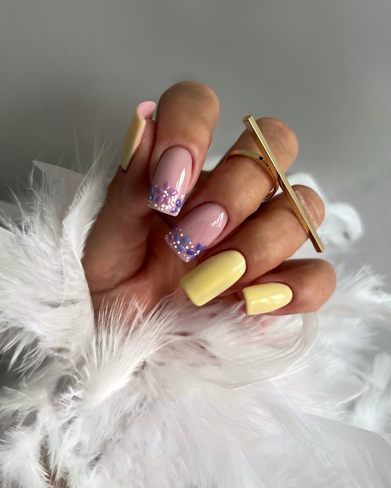 20 Bright Summer Nails 2024: Stunning Yellow & Pink Manicure Ideas