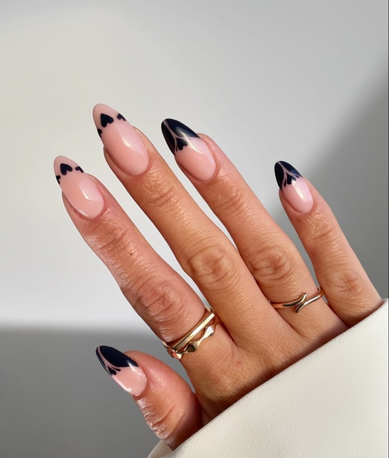 Summer French Tip Nails: Chic Designs & DIY Tips for Stylish Manicures