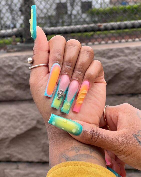 21 Summer Tropical Nail Designs: Serene Skies, Tropical Tranquility & Playful Ocean