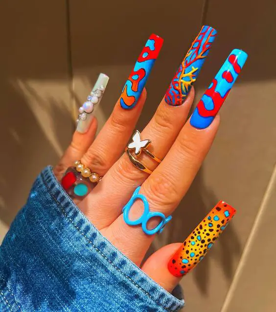 23 Vibrant Tropical Nail Designs for Stylish Summer Looks