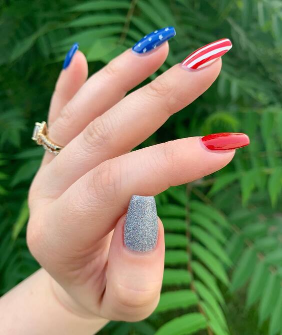 20 Stunning USA Nails for 4th of July: Designs, DIY Tips, and Patriotic Art