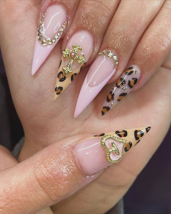 23 Stunning Summer Cheetah Print Nails: Trendy Designs for 2024