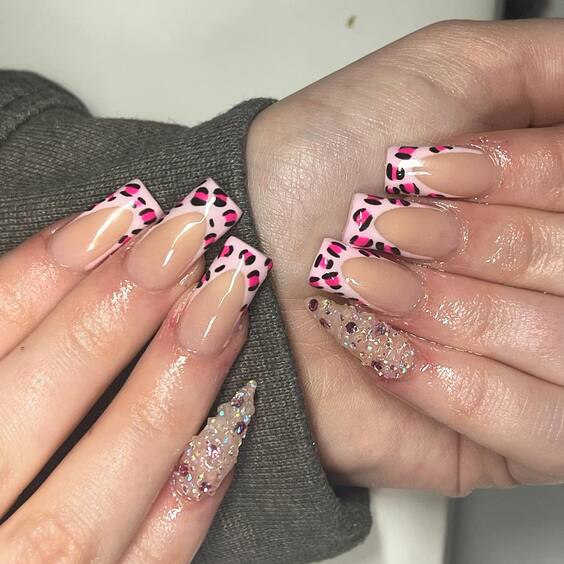 23 Stunning Summer Cheetah Print Nails: Trendy Designs for 2024