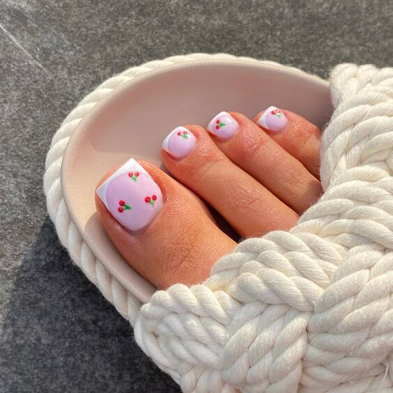 20 Stunning White Toenail Designs: From Elegant Florals to Bold Neons