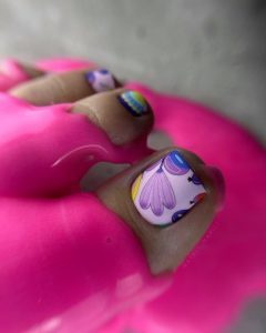 20 Stunning Pink Toe Nail Designs: From Subtle Soft Shades to Bold Neon