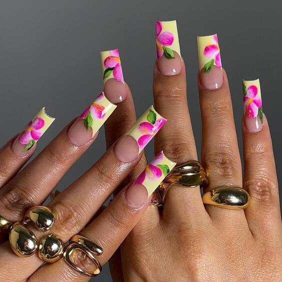 22 End of Summer Nail Designs: Explore Vibrant Colors and Creative Art