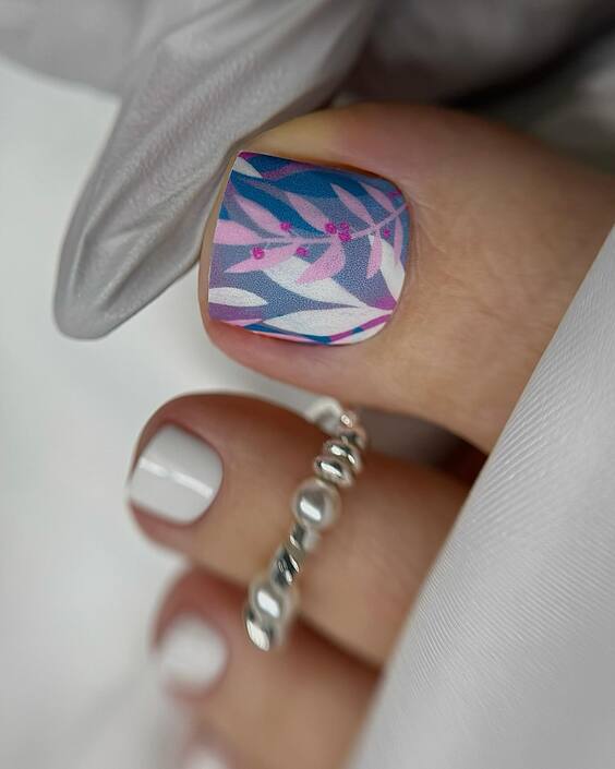 21 Trendy Toe Nail Designs 2024: Explore Elegant, Playful, and Artistic Styles!