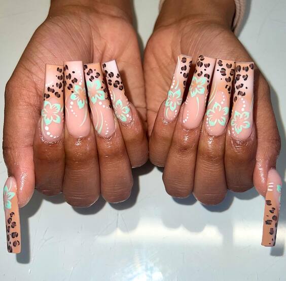 23 Stunning Summer Cheetah Print Nails: Trendy Designs for 2024