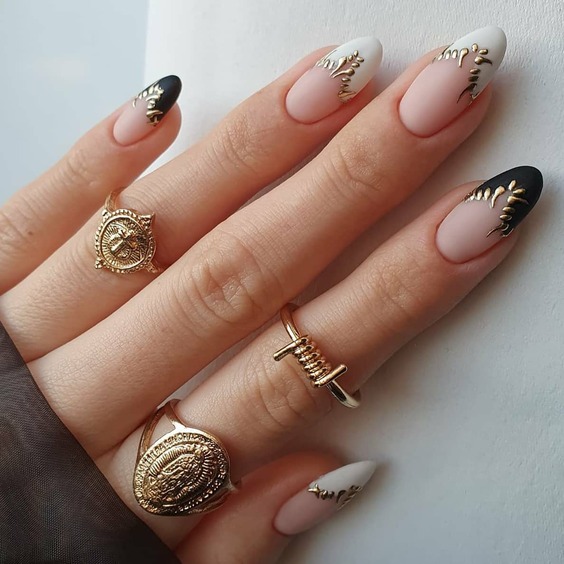 21 Elegant Summer Nails 2024: Chic Designs, Classy Reds, Almond Shapes & DIY Tips