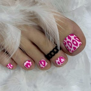 20 Stunning Pink Toe Nail Designs: From Subtle Soft Shades to Bold Neon