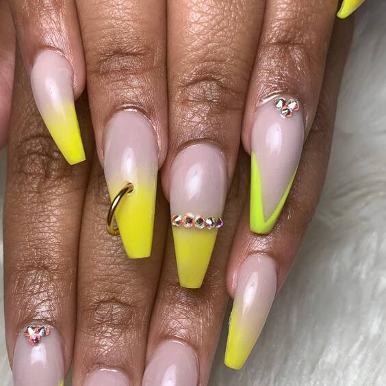 21 Bright Summer Nails 2024: Explore Vibrant Designs & Neon Trends