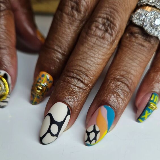 22 Stunning Summer Nail Designs for Dark Skin: Colorful and Elegant Ideas